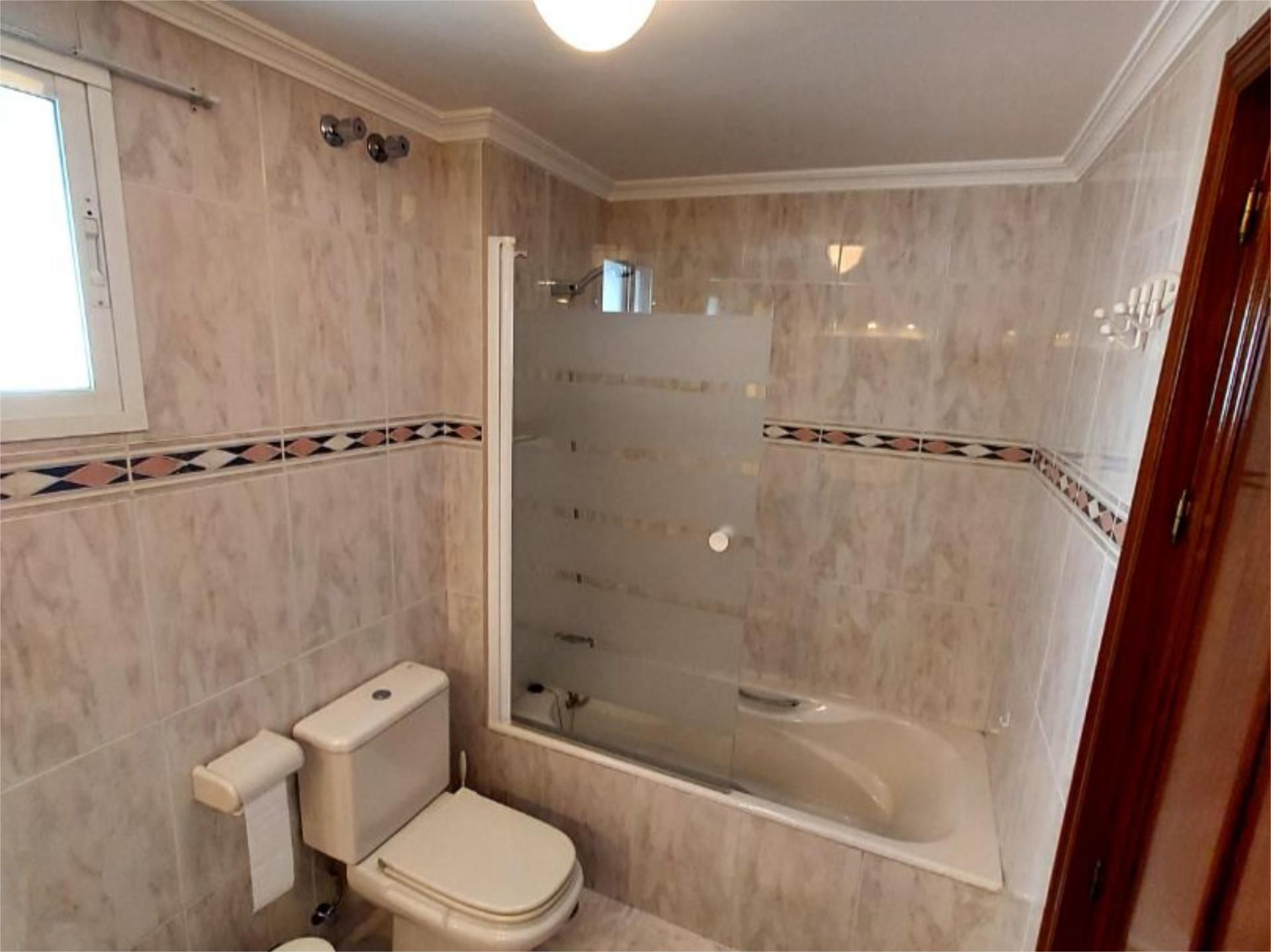 Piso en  Calle Don Cristian 5 - Foto 13