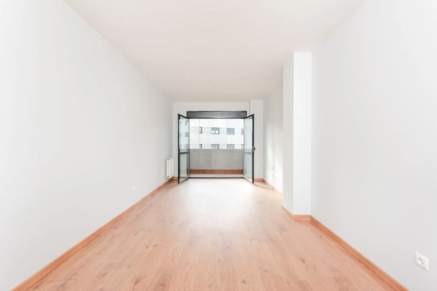 Piso en avenida Joan Miró - Foto 2