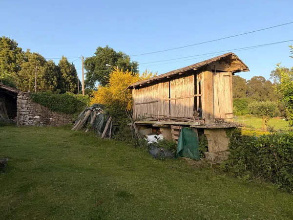 Casa de pueblo en Lugar Castiñeiroa s/n - Foto 2