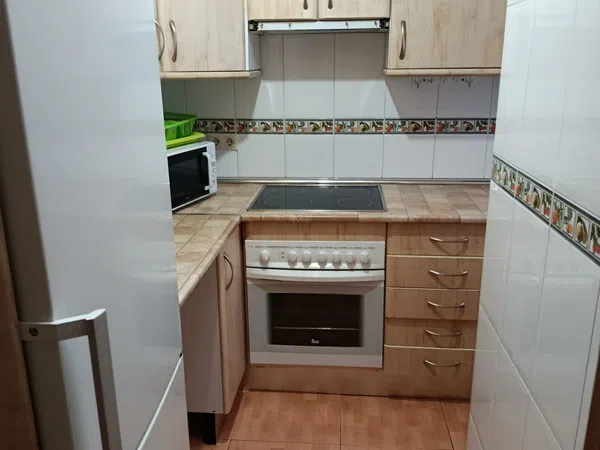 Piso en Calle Jerte, 2, Miralvalle-Av. Virgen del Puerto-La Data, Miralvalle-Av. Virgen del Puerto-La Data - Foto 1