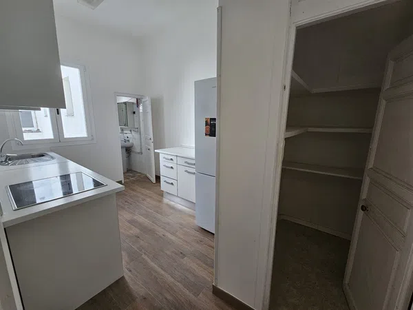 Piso en calle de Meléndez Valdés, 17