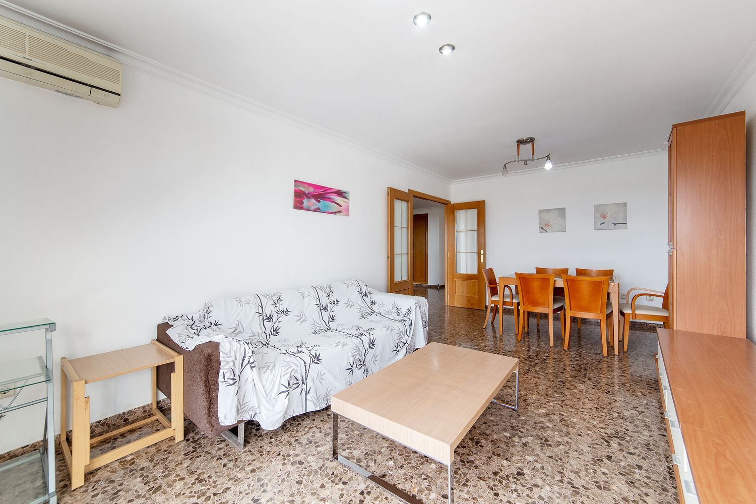 Piso en calle de Carmen Estellés, 10 - Foto 4