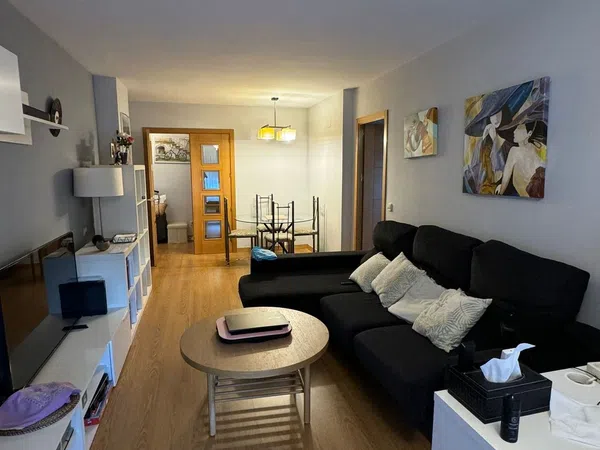 Piso en avenida de El Ferrol, 24