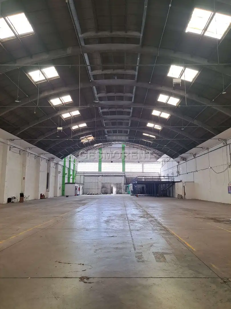 Nave Industrial en L'Hospitalet de Llobregat - Foto 3