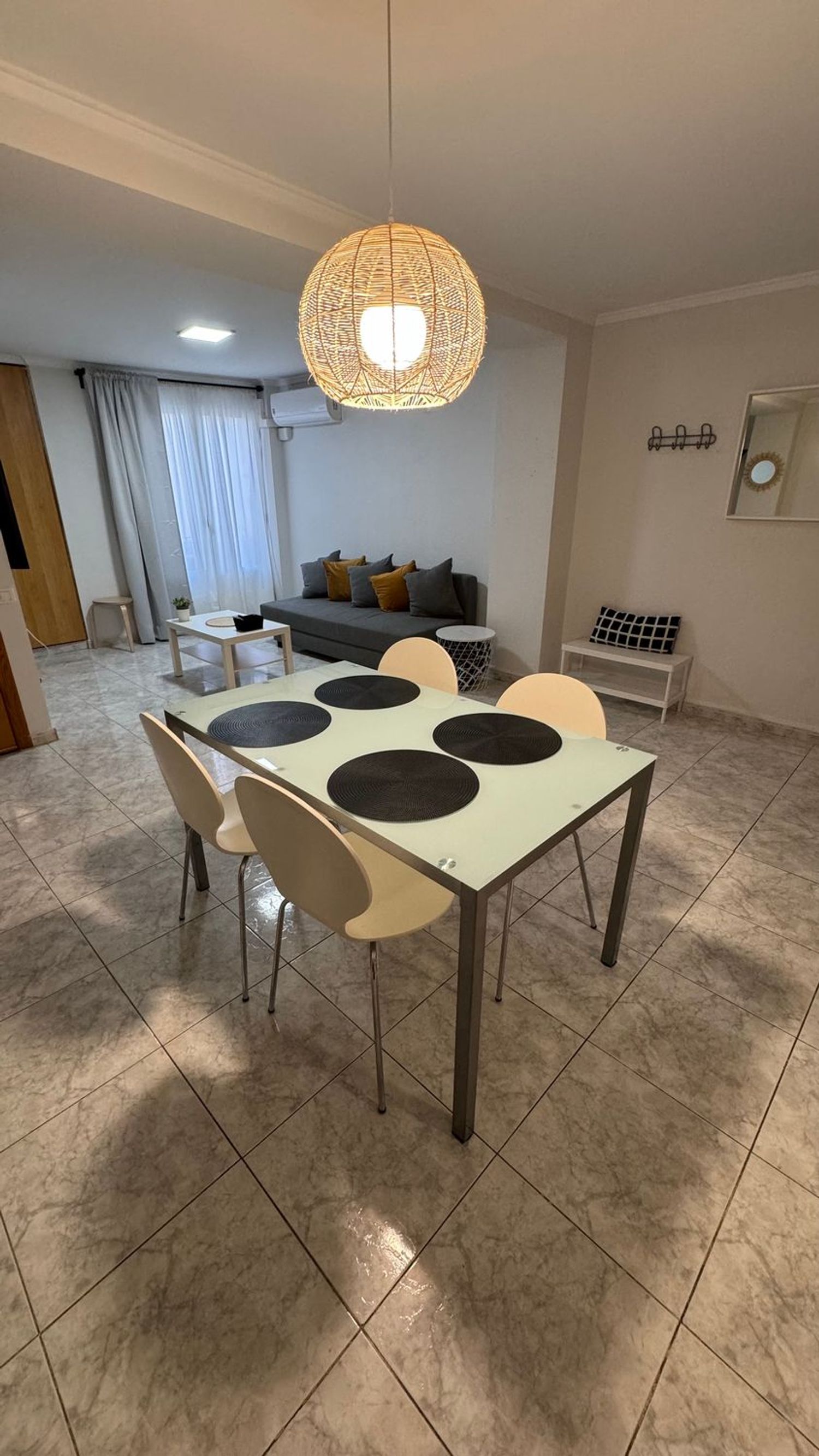 Piso en calle dels Sabaters, 10