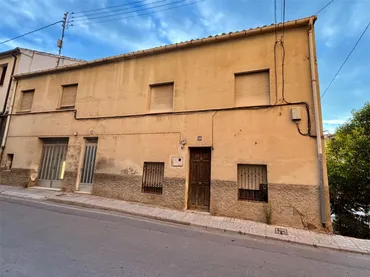 Finca rústica en  Carrer de Laporta 18 - Foto 2