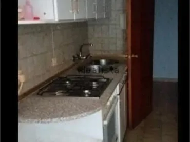 Piso en barrio - Foto 9