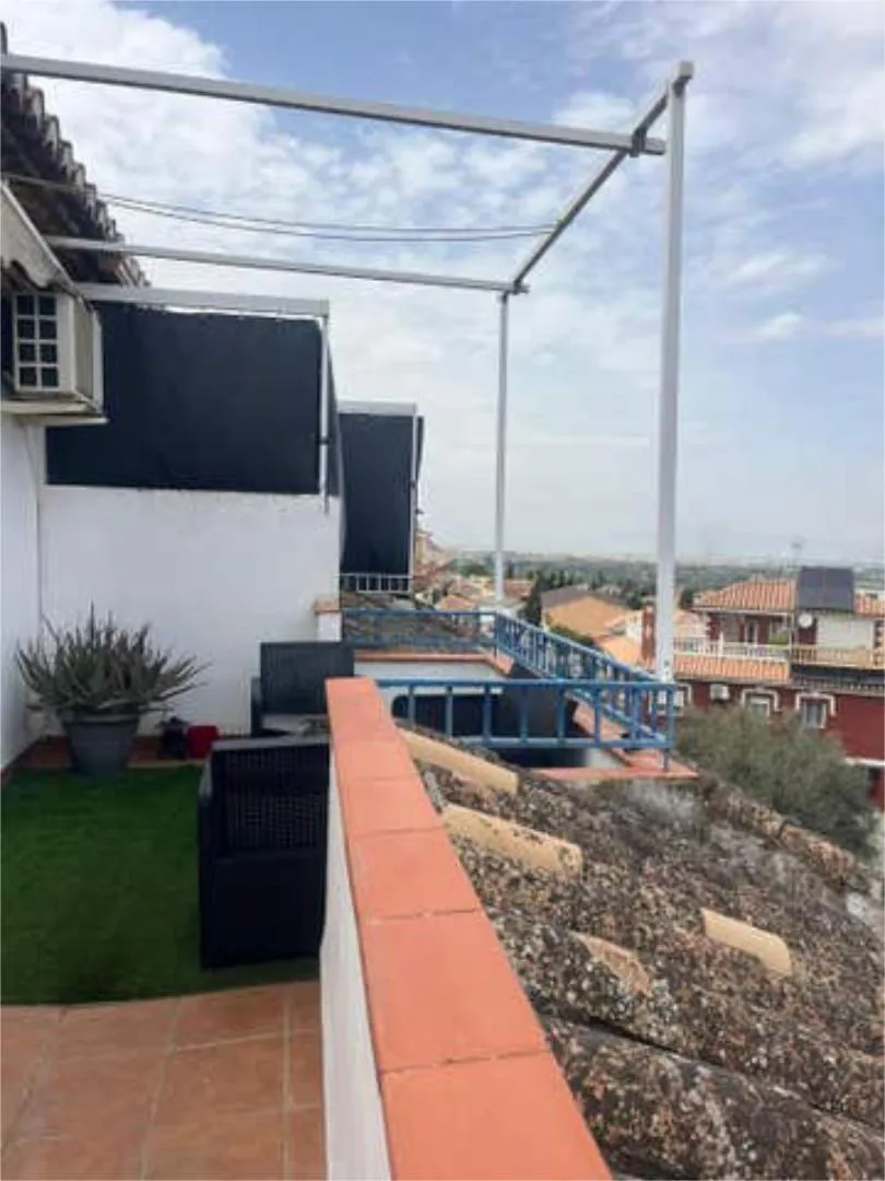 Ático en La Zubia - Foto 8