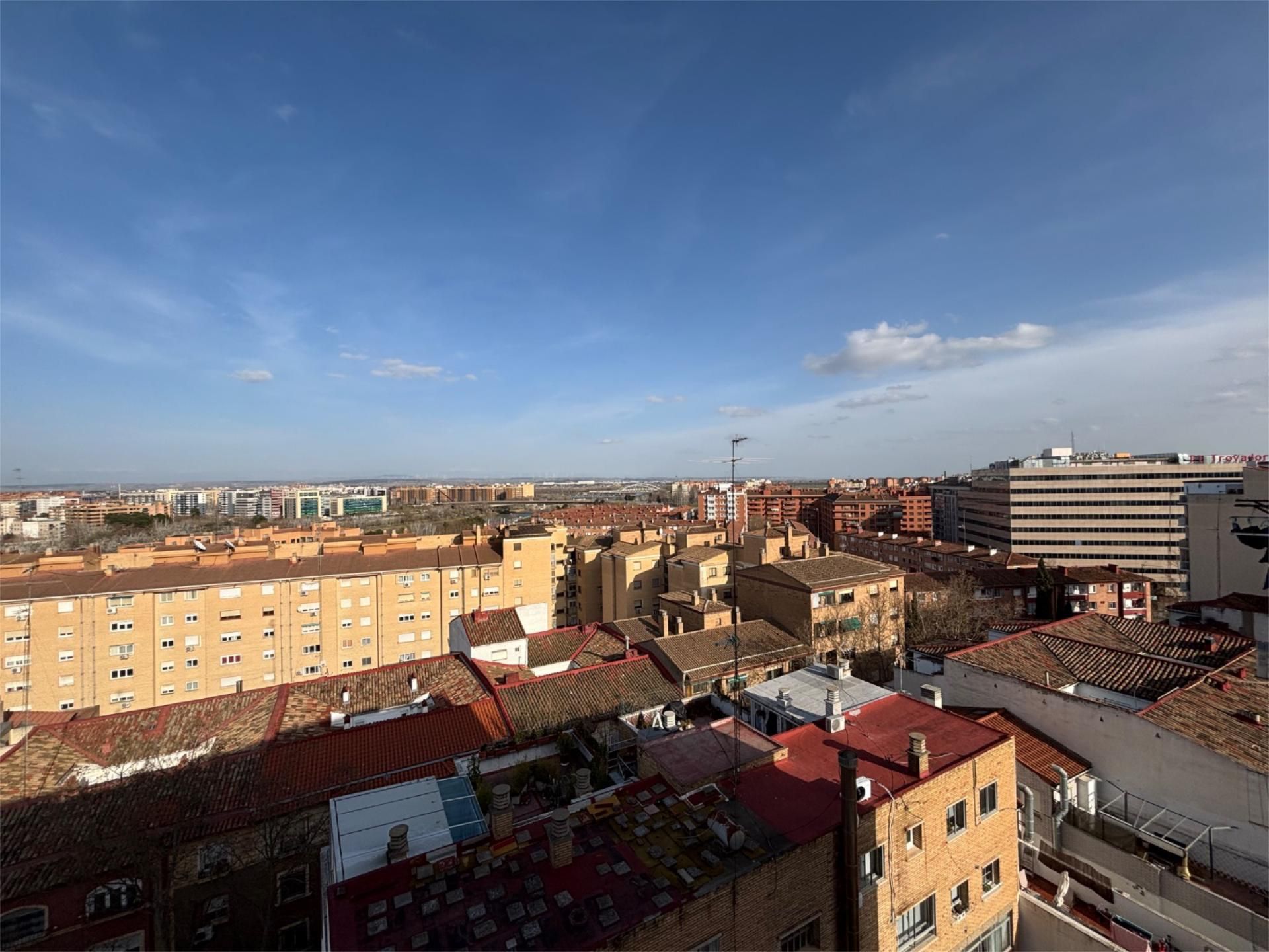 Piso en  Calle de Alonso V 17 - Foto 17