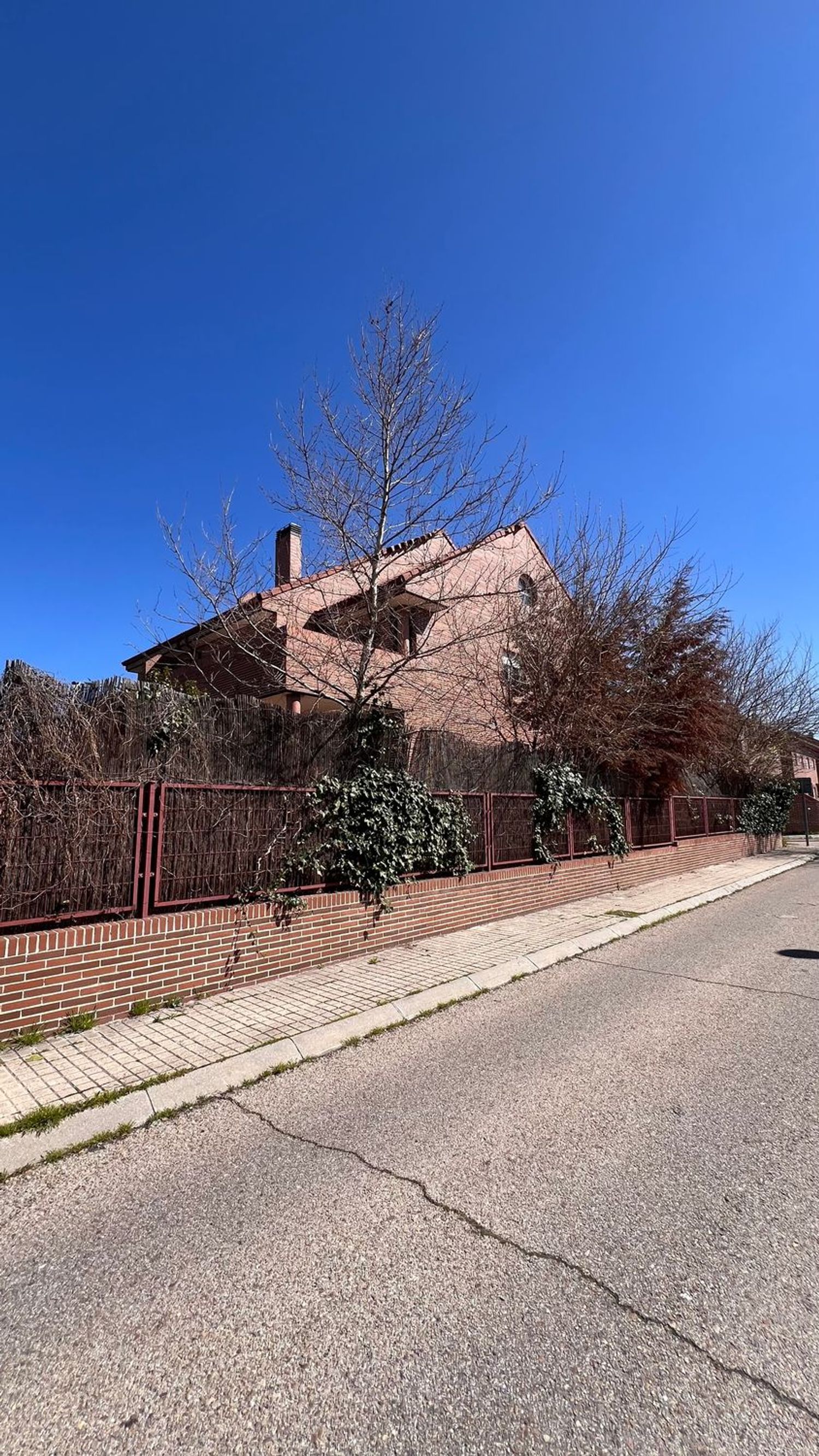 Chalet pareado en Algete - Foto 1