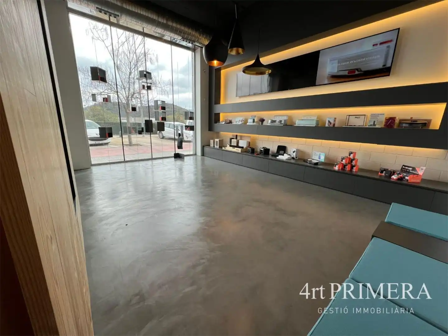 Local comercial en  Carrer Apel·les Mestres 1 - Foto 6
