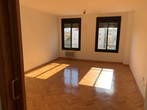 Piso en calle fernández de la hoz, 45