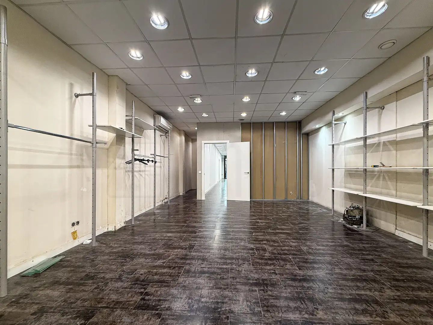 Local comercial en  Passeig dels Almogàvers - Foto 12