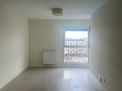 Piso en calle de Fernando Higueras, 23