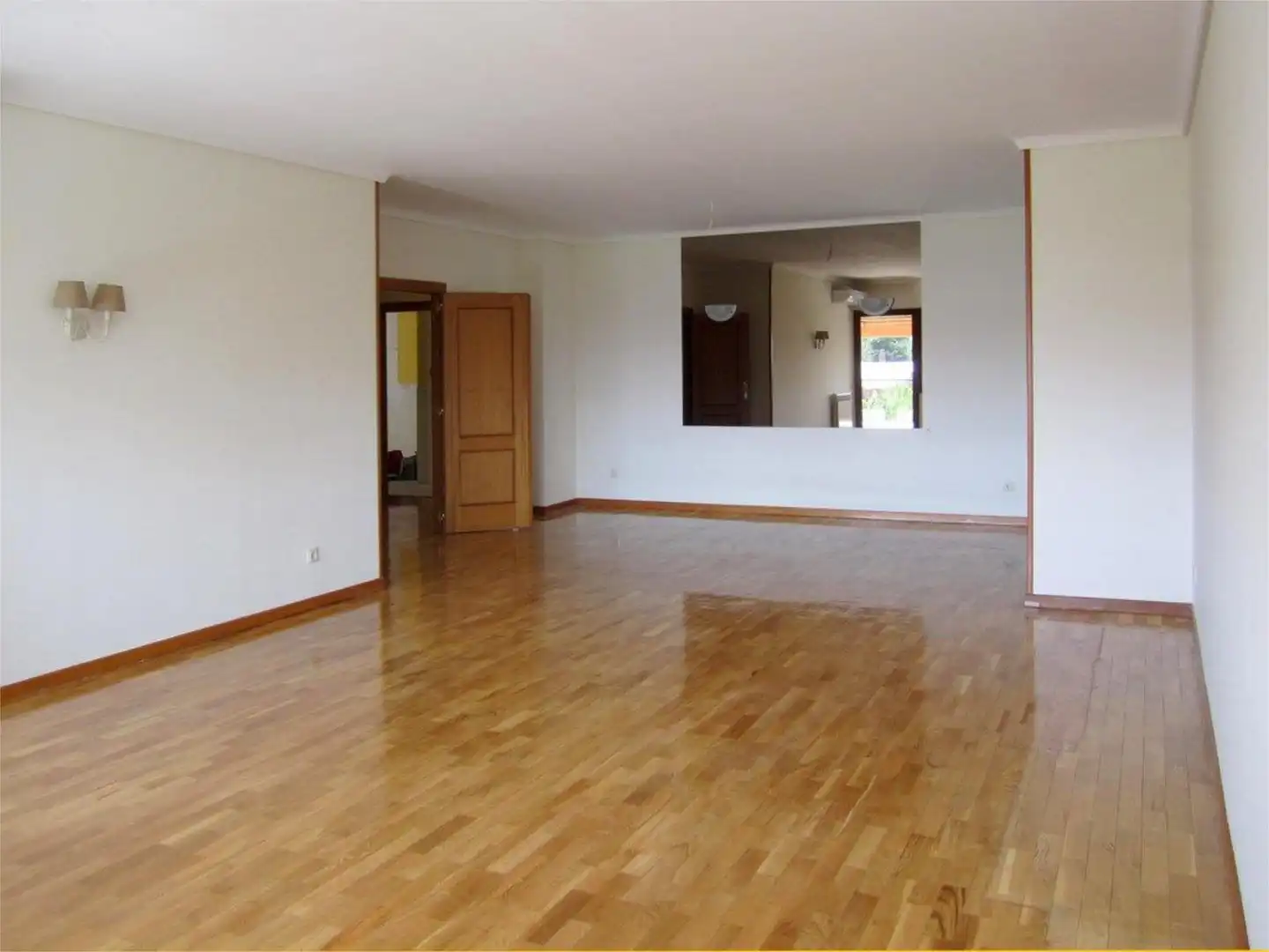 Piso en  Avenida de los Madroños 15 - Foto 8