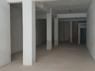 Local comercial en  Calle Teniente Llorca 26 - Foto 2