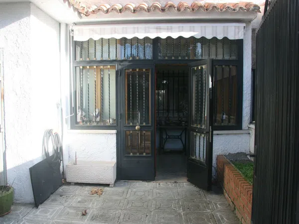 Chalet pareado en Barrio Zona Pueblo