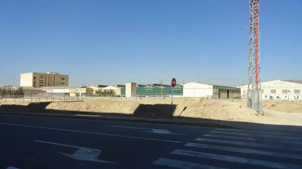Local comercial en  Calle Alfa - Foto 9