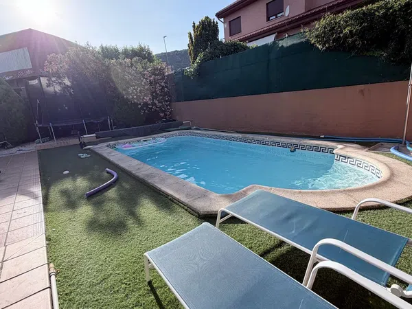 Chalet adosado en Calle Federico García Lorca, 26, Zona Colegios, Zona Colegios - Foto 1