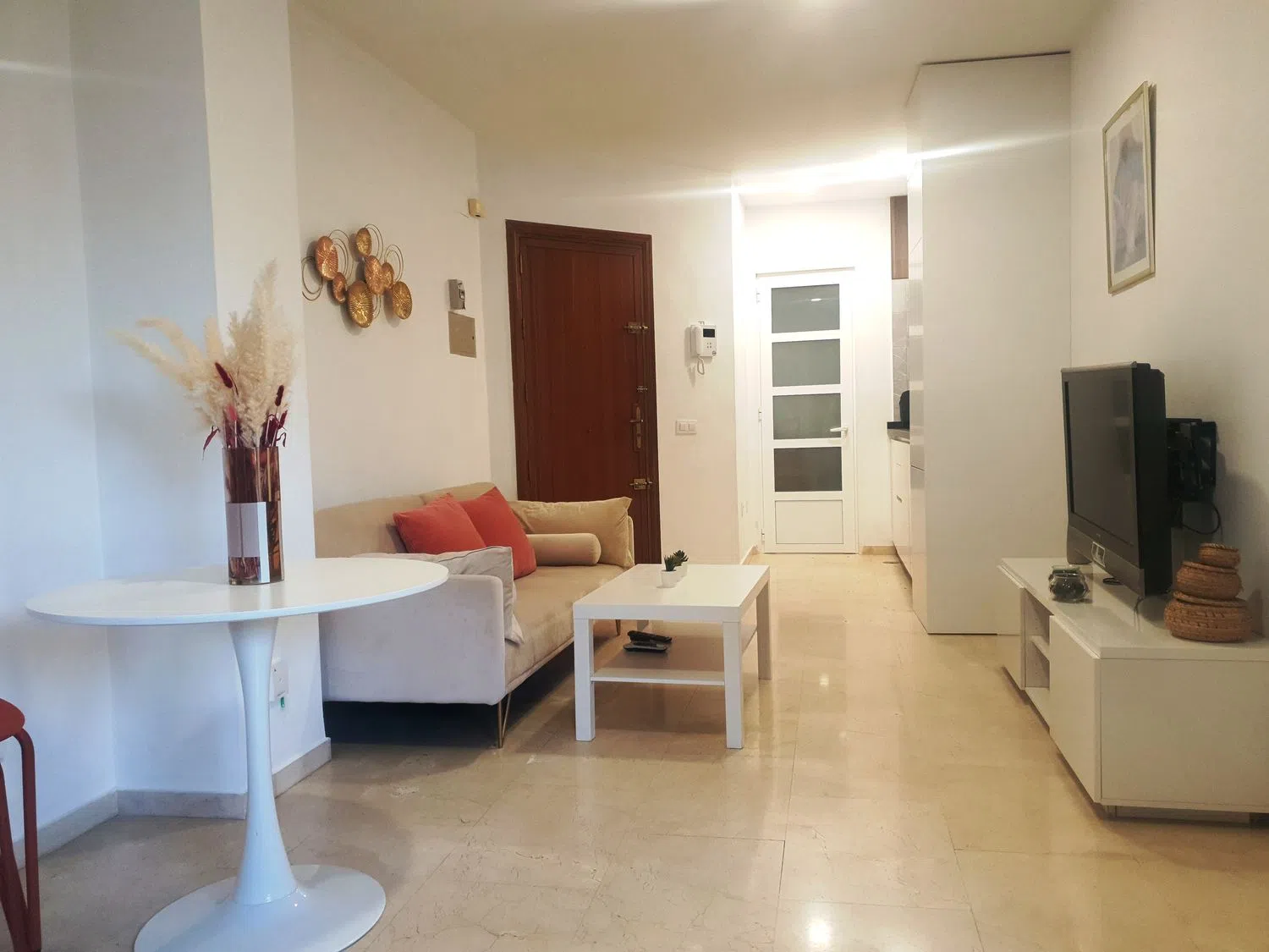 Estudio en avenida de la República Argentina, 43 - Foto 3