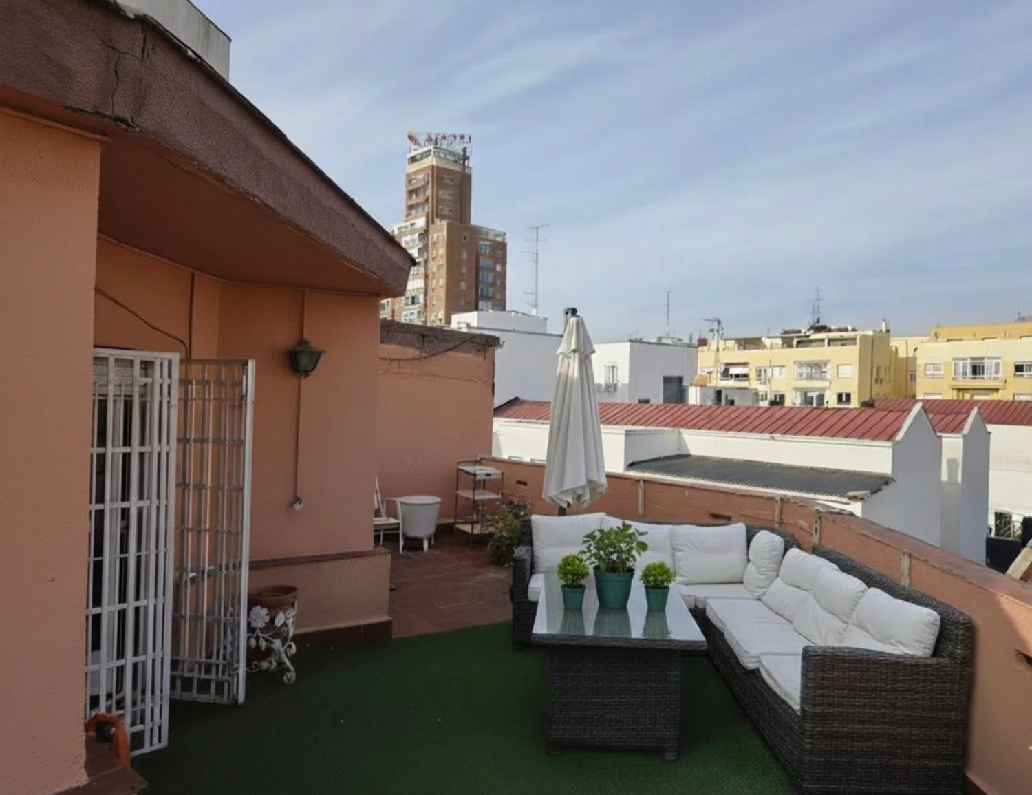 Ático en calle de Coslada, 14 - Foto 1