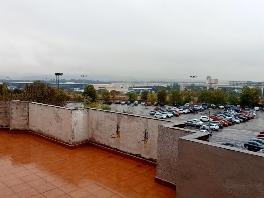 Piso en  Calle de Gonzalo de Céspedes 26 - Foto 3