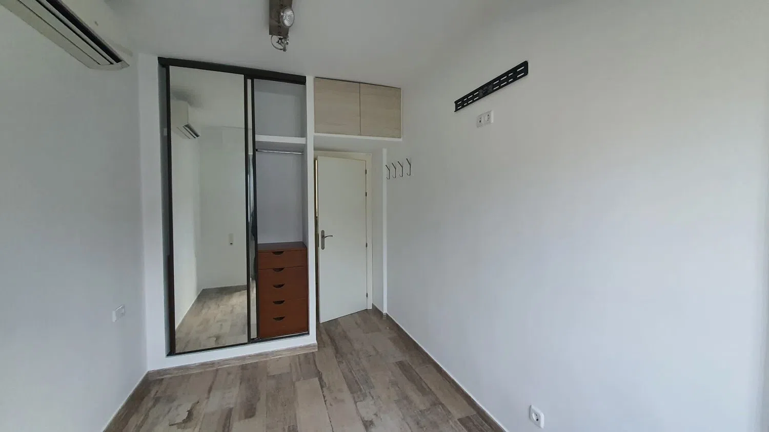 Piso en calle de Ramón Calabuig, 58 - Foto 4