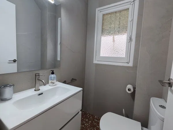 Piso en Calle Gasset y Artime, 34, Carolinas Altas - Foto 7