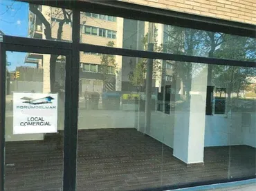 Local comercial en  Carrer de Ramon Llull 480 - Foto 1
