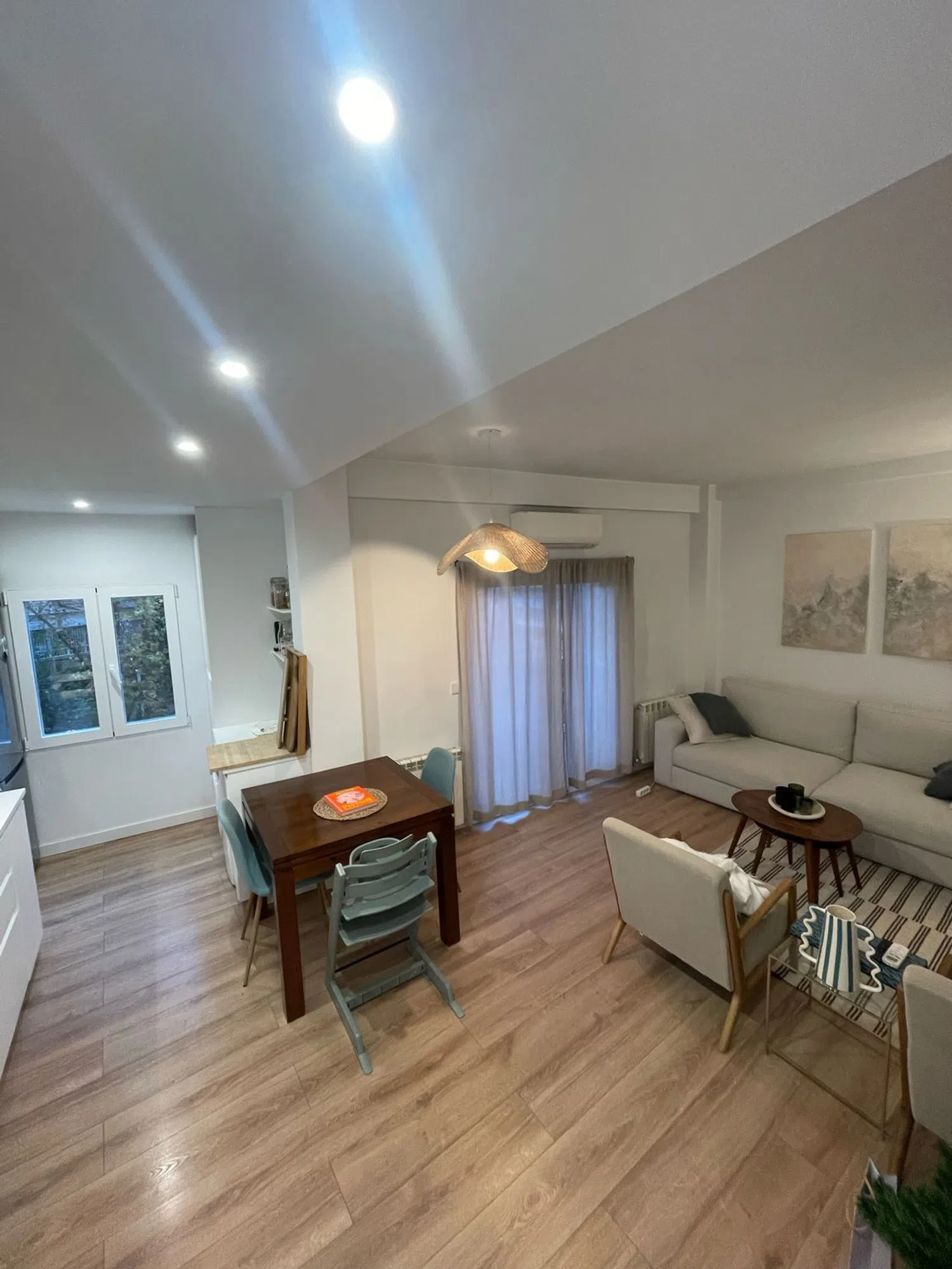 Piso en calle de la Infanta Mercedes, 89 - Foto 1