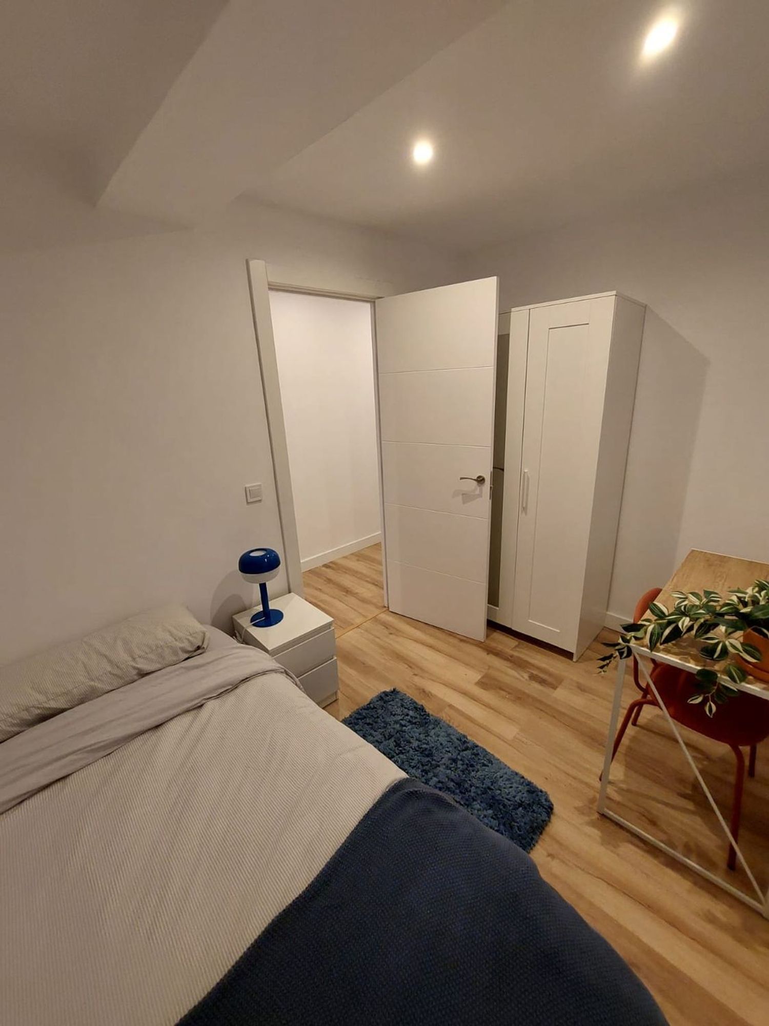 Piso en calle Lorenzo Abruñedo, 18 - Foto 2