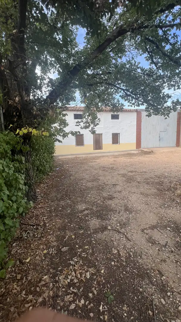 Finca rústica en  Calle Cervantes 27 - Foto 2