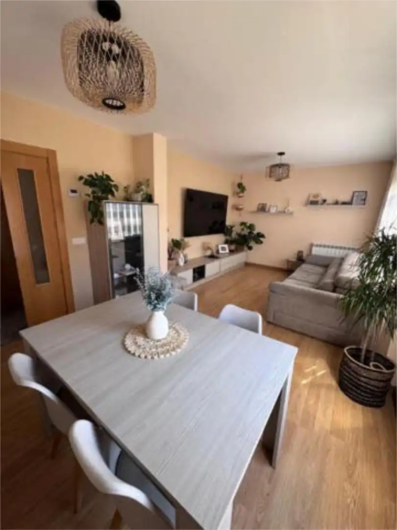 Ático en Urbanización Villa de Nafar - Foto 3