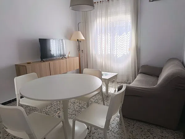 Piso en calle Nuestra Señora del Rocío, 8 - Foto 1