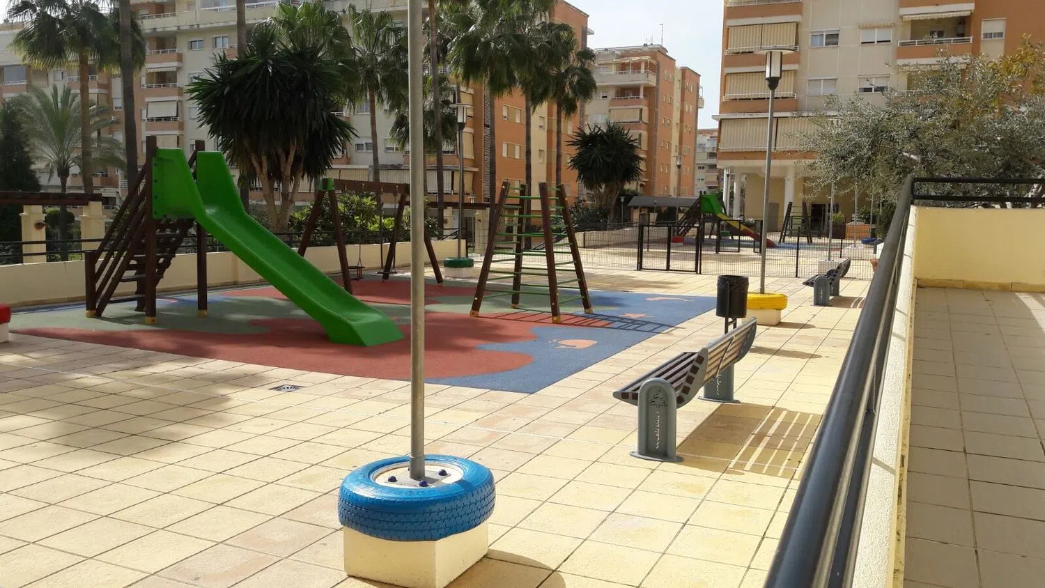 Piso en avenida del Editor Ángel Caffarena, 11 - Foto 6