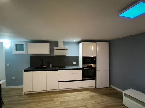 Piso en calle de la Escalinata, 8