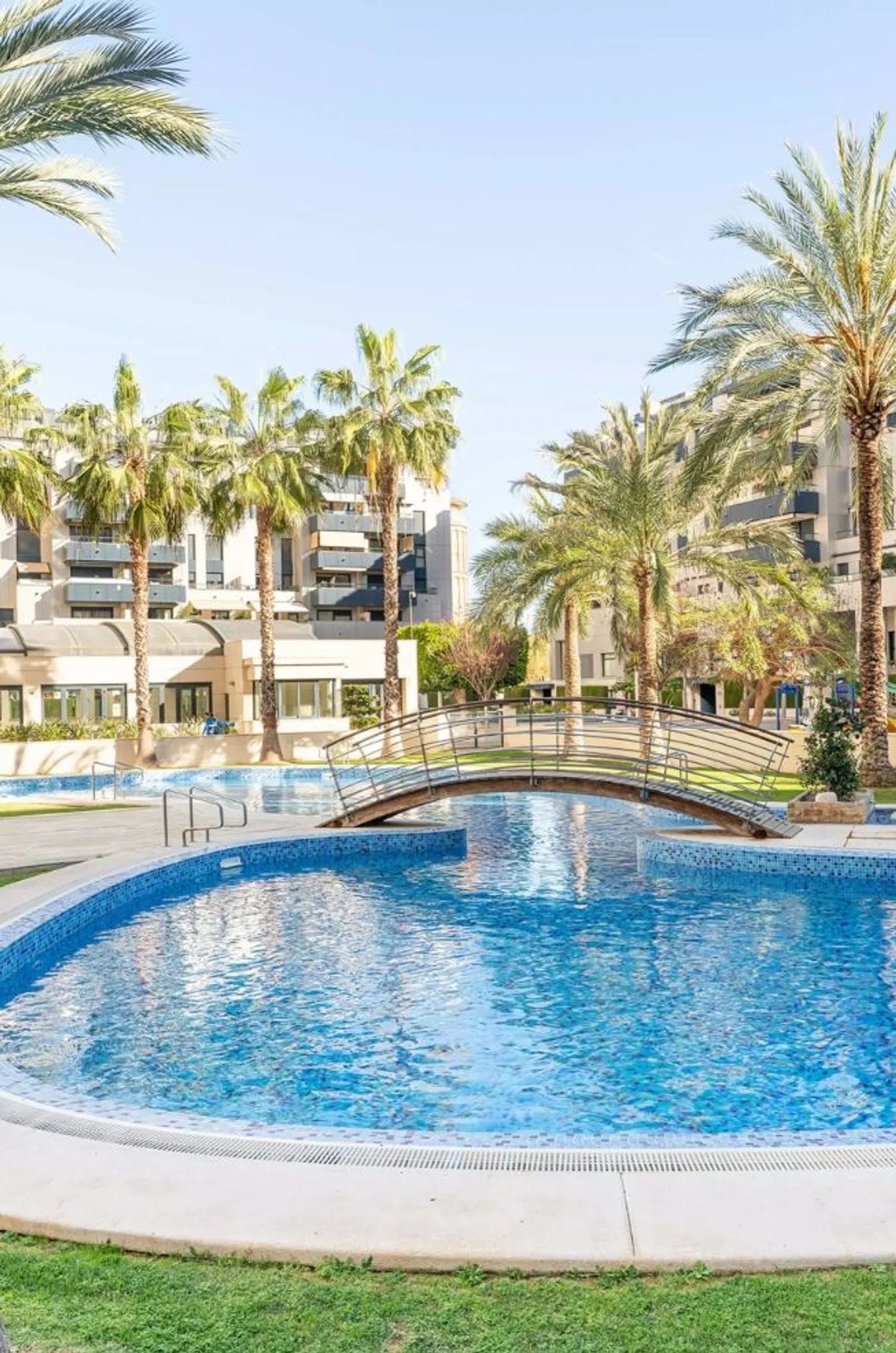 Piso en avenida de les Corts Valencianes, 26