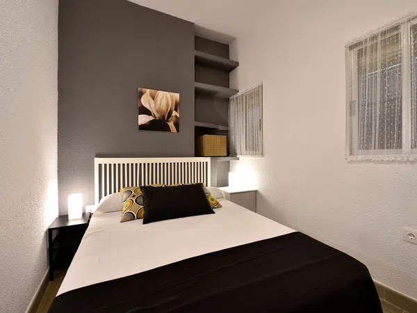 Estudio en calle Licenciado Vidriera, 6