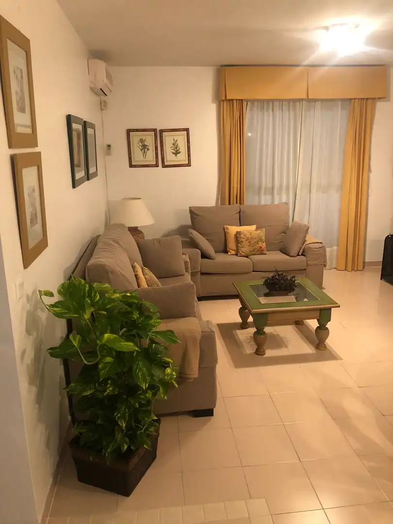 Casa adosada en  Avenida María Auxiliadora 43 - Foto 6