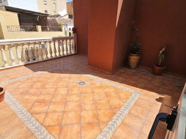 Casa adosada en  Calle José Luis Narbona 3 - Foto 7