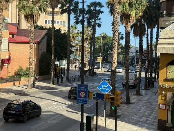 Piso en Calle Reding - Foto 2