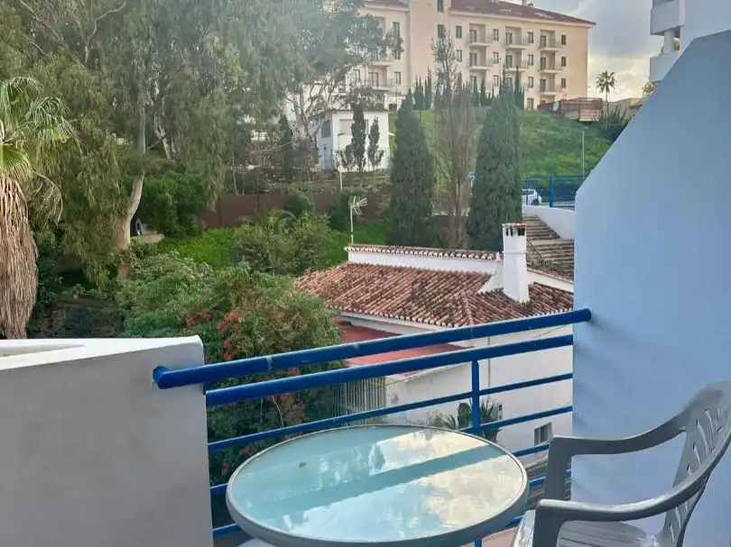 Piso en  Calle Torrealmádena 3 - Foto 4