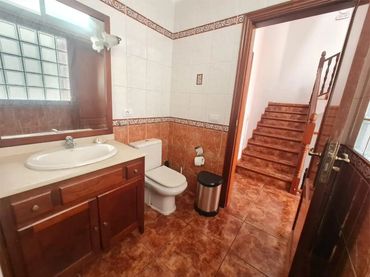 Casa adosada en  Calle Leonor Monteverde 11 - Foto 8