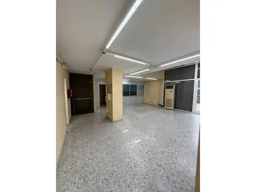 Local comercial en  Calle Carrer del Dibuixant Avellaneda - Foto 4