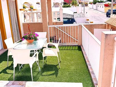 Casa adosada en  Calle Lagunas de Ruidera 73 - Foto 6
