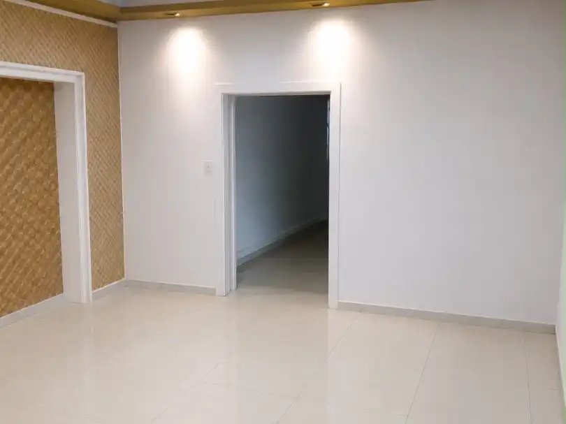 Local comercial en  Carrer Llobregat 101 - Foto 4
