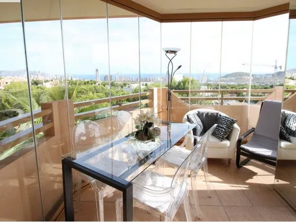 Piso en calle Berna, 6