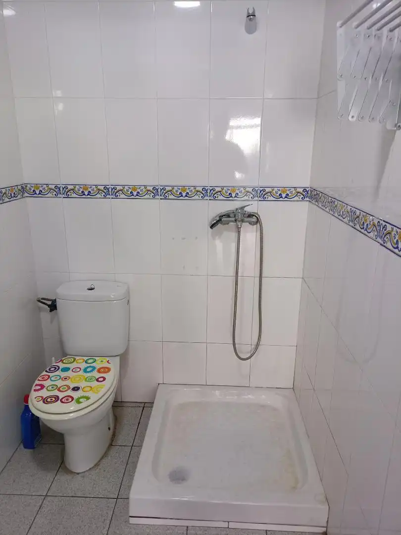 Planta baja en  Calle San Joaquín 8 - Foto 5