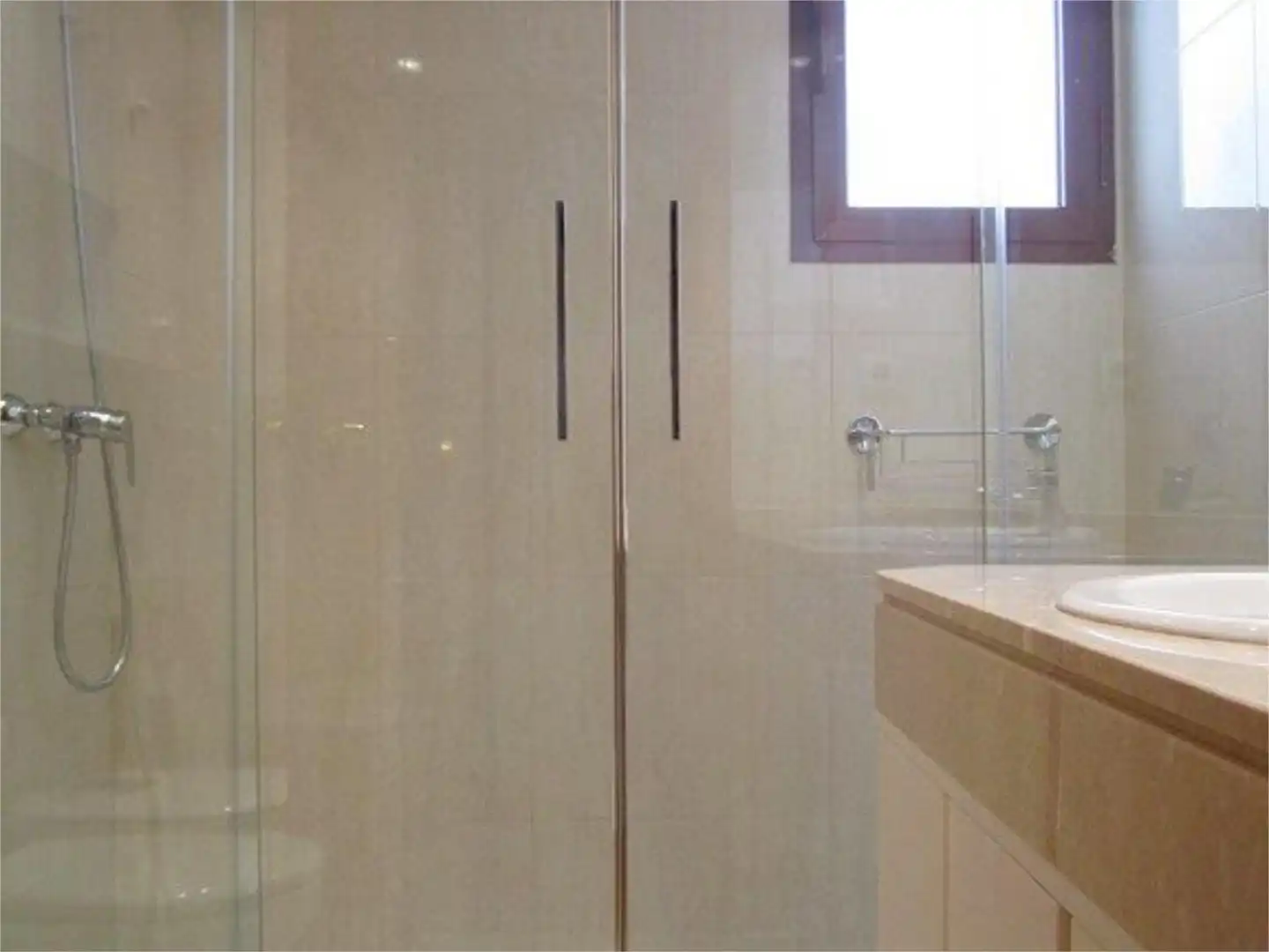 Piso en  Avenida de los Madroños 15 - Foto 27