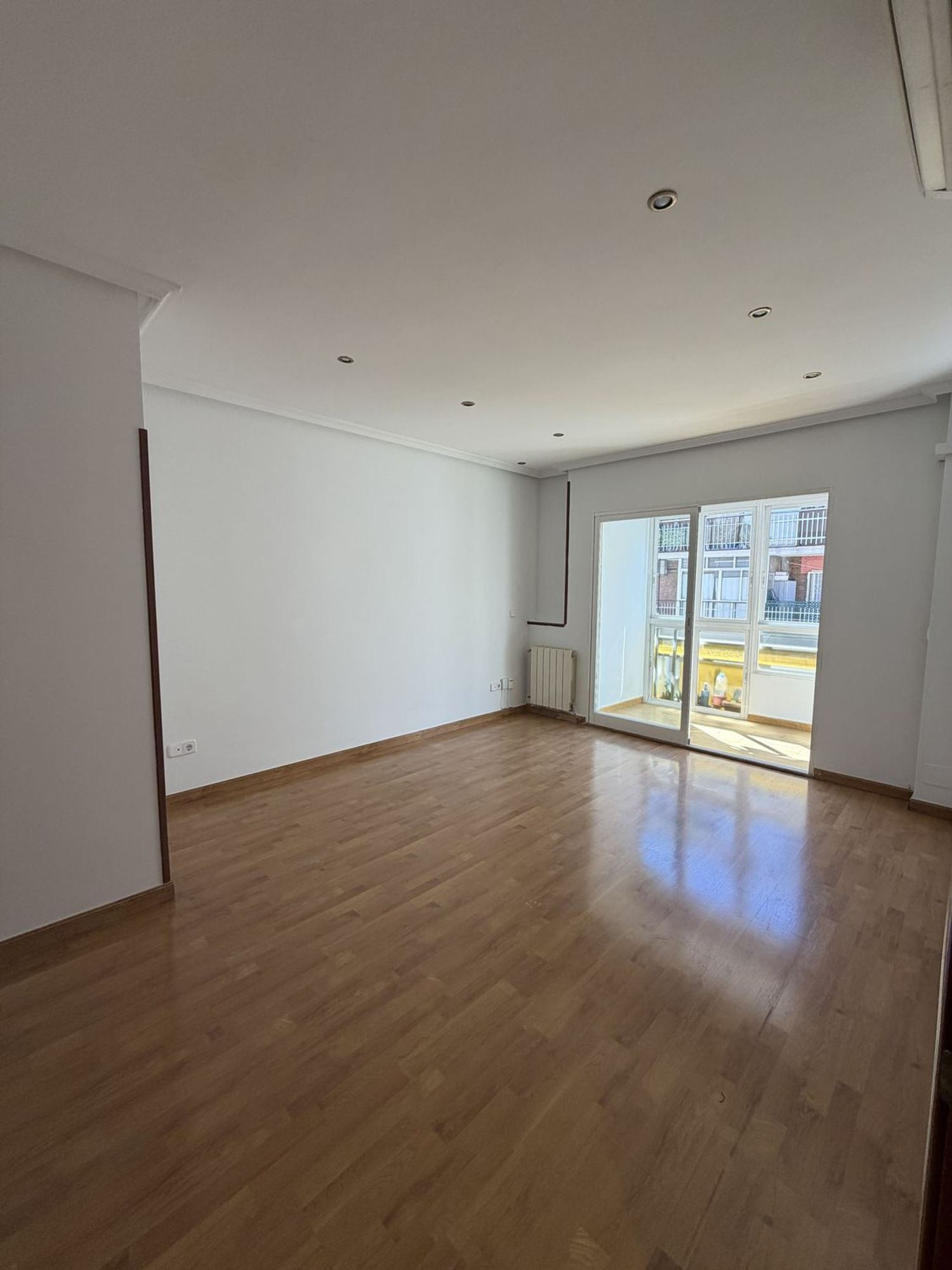 Piso en calle Nápoles, 10 - Foto 1